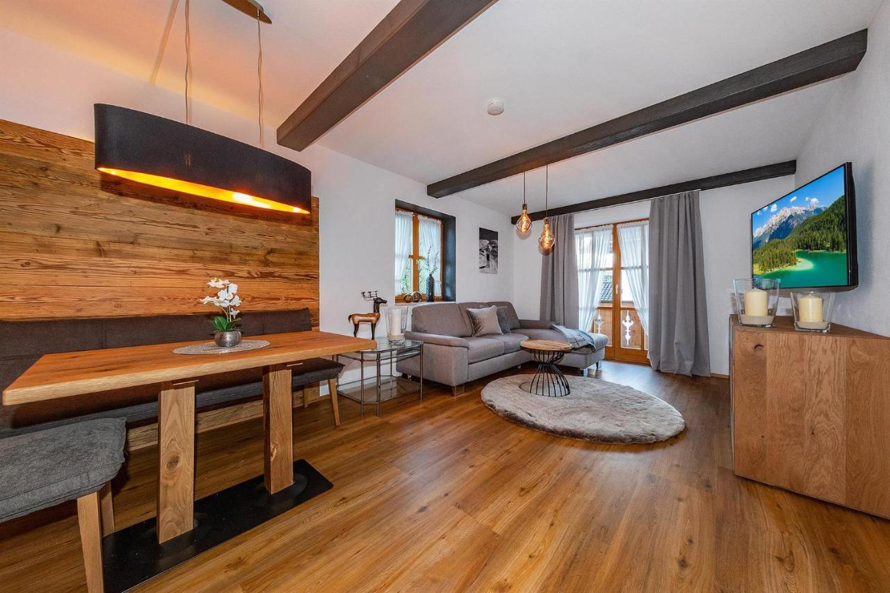 Ferienhaus Alpenblick ミッテンヴァルト エクステリア 写真