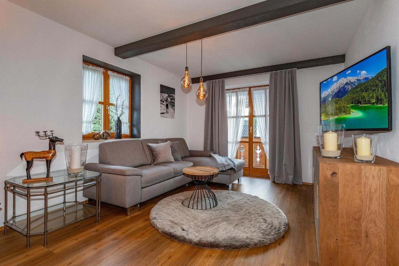 Ferienhaus Alpenblick ミッテンヴァルト エクステリア 写真