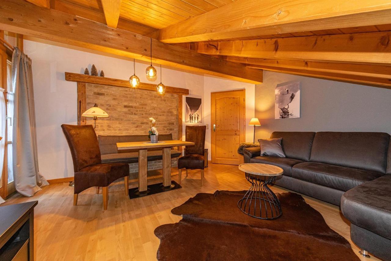 Ferienhaus Alpenblick ミッテンヴァルト エクステリア 写真